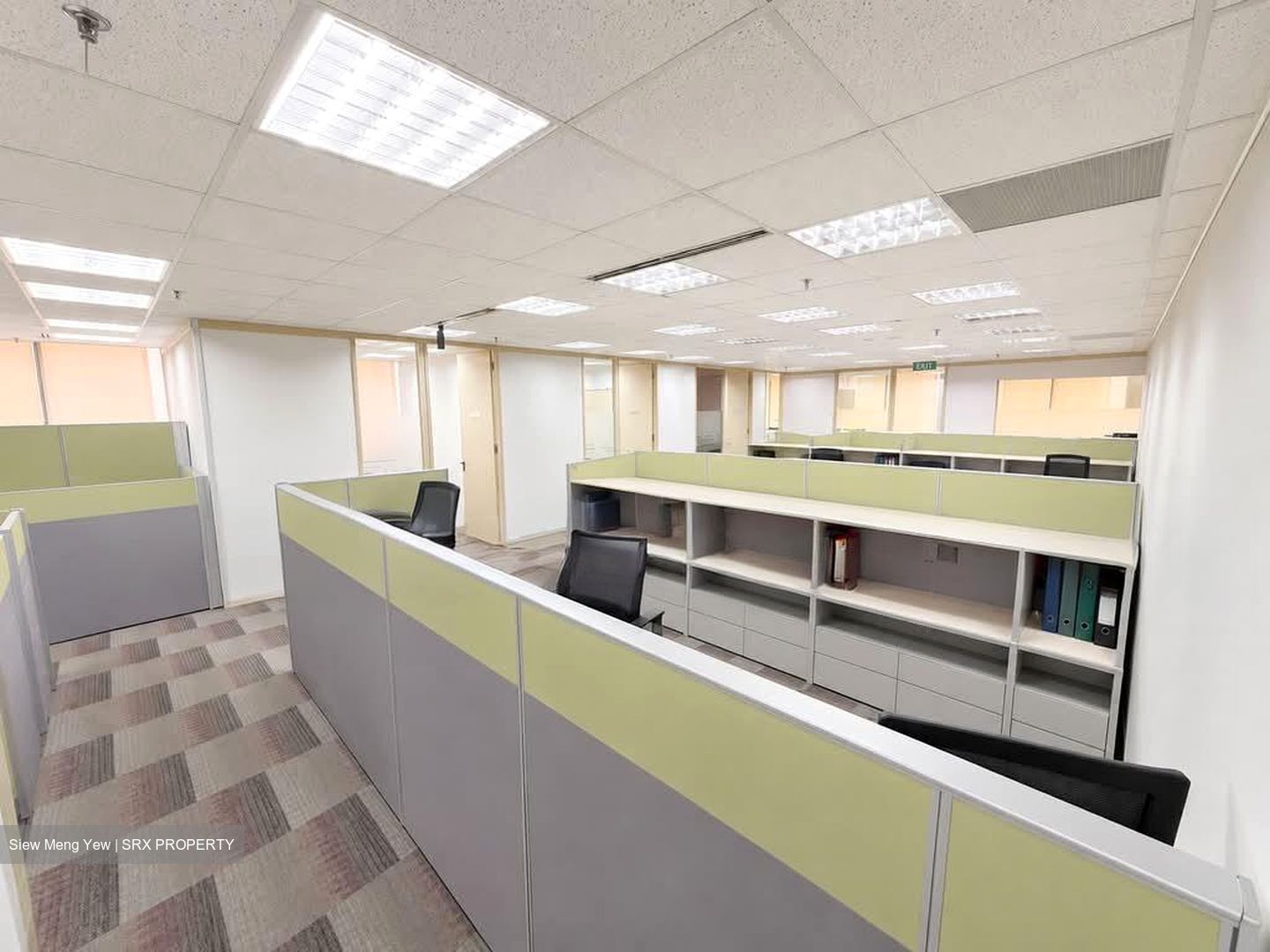 Cecil Court (D1), Office #598116431